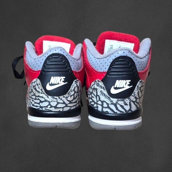 Sneakerhead Air Jordan 3 Retro SE Unite Fire Red Toddler 6C Jumpman - Picture 5 of 12